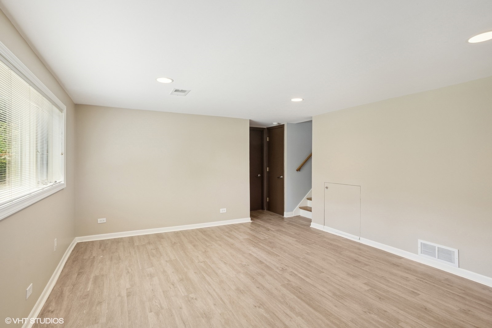 3N276 N Howard Avenue, Elmhurst, IL 60126