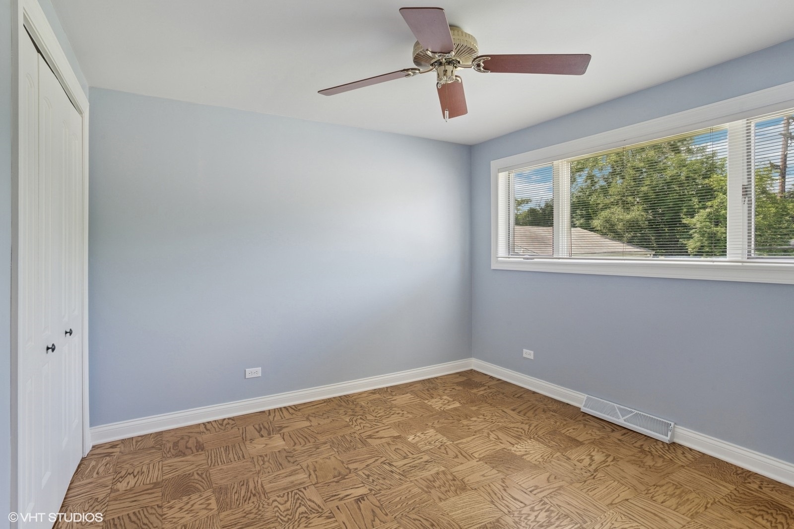 3N276 N Howard Avenue, Elmhurst, IL 60126