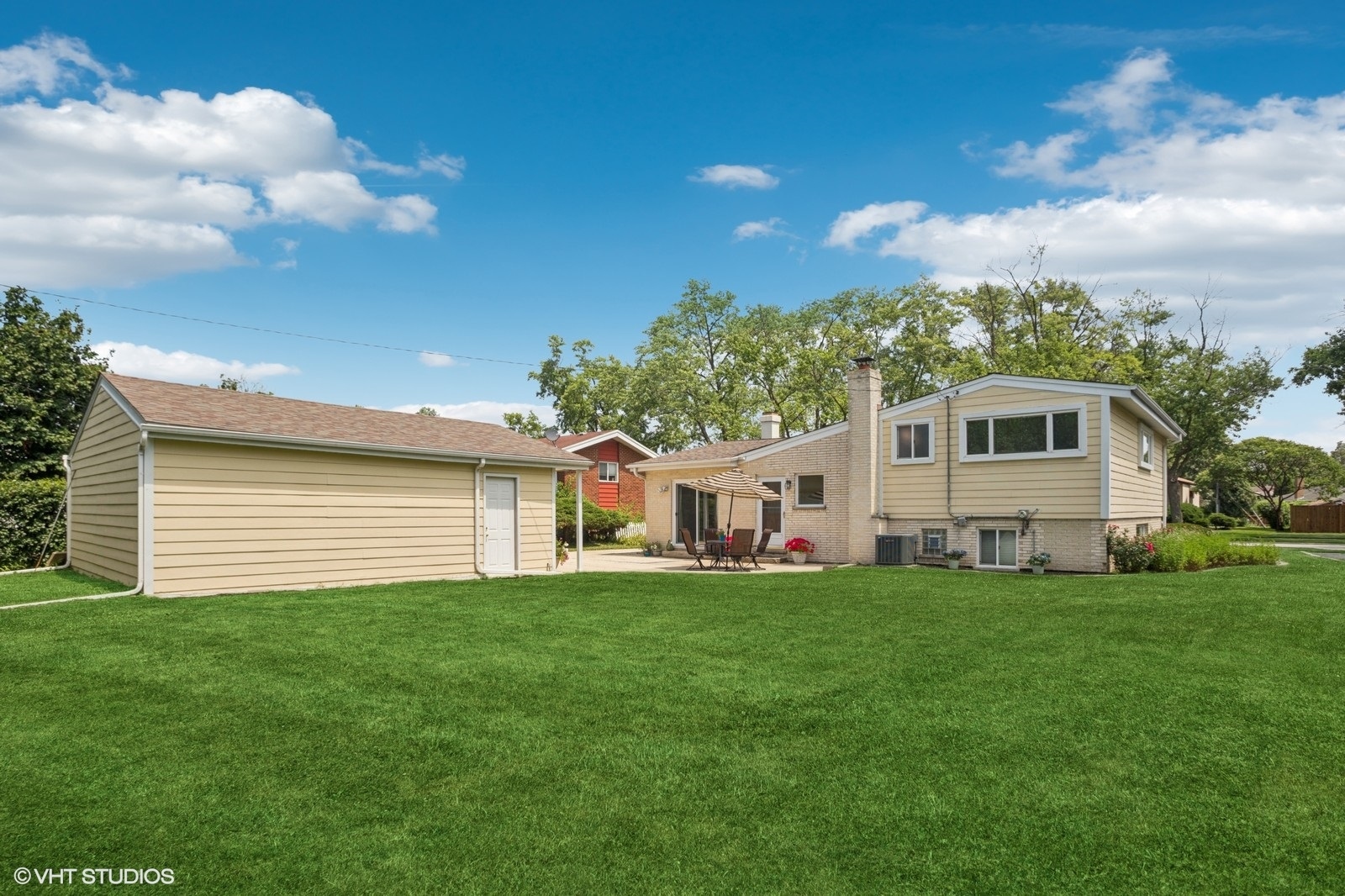 3N276 N Howard Avenue, Elmhurst, IL 60126