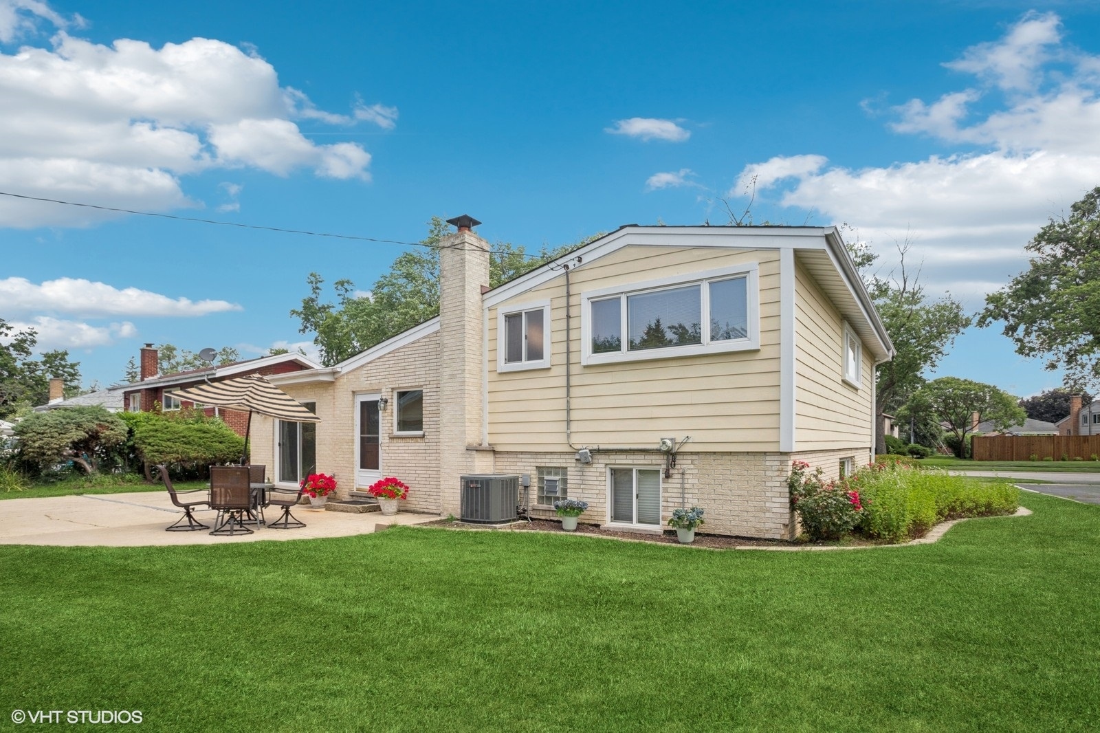3N276 N Howard Avenue, Elmhurst, IL 60126