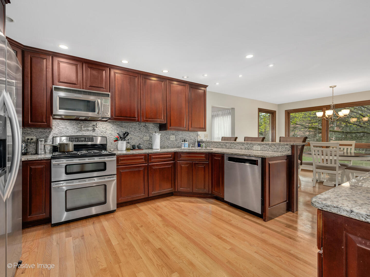 1000 Surrey Lane, Itasca, IL 60143