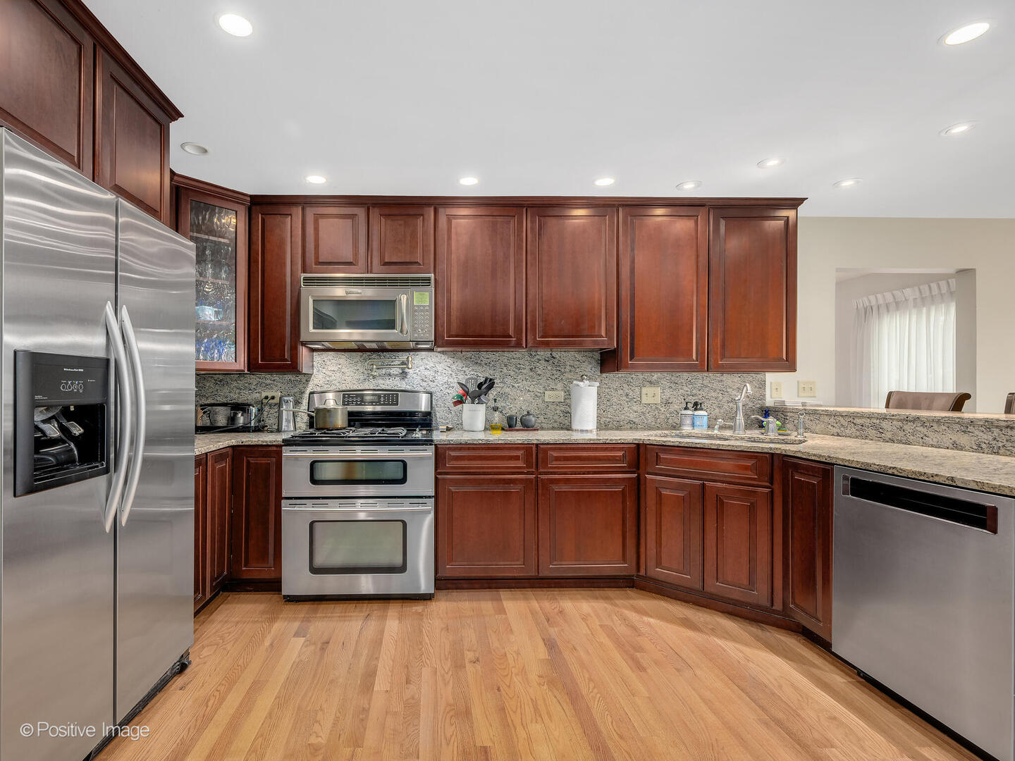 1000 Surrey Lane, Itasca, IL 60143