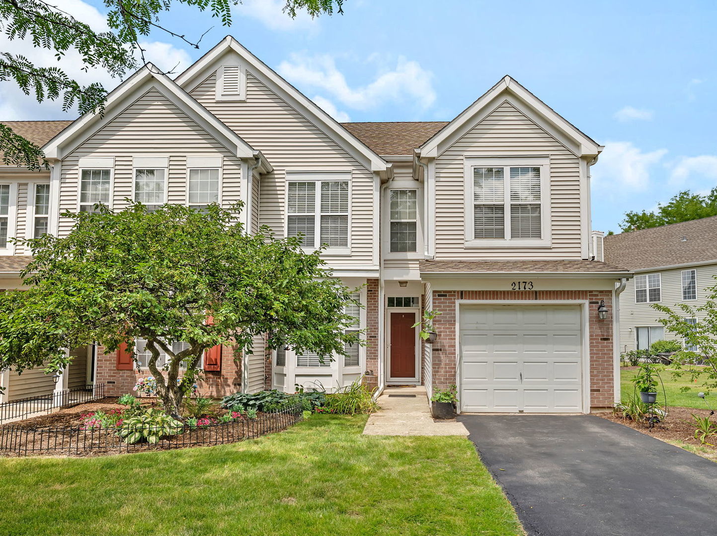 2173 Rossiter Parkway #2173, Plainfield, IL 60586
