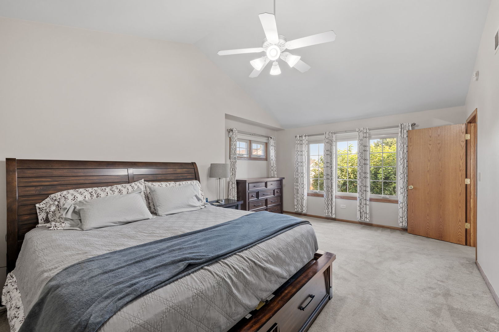 18201 NEWCASTLE Court, Tinley Park, IL 60487