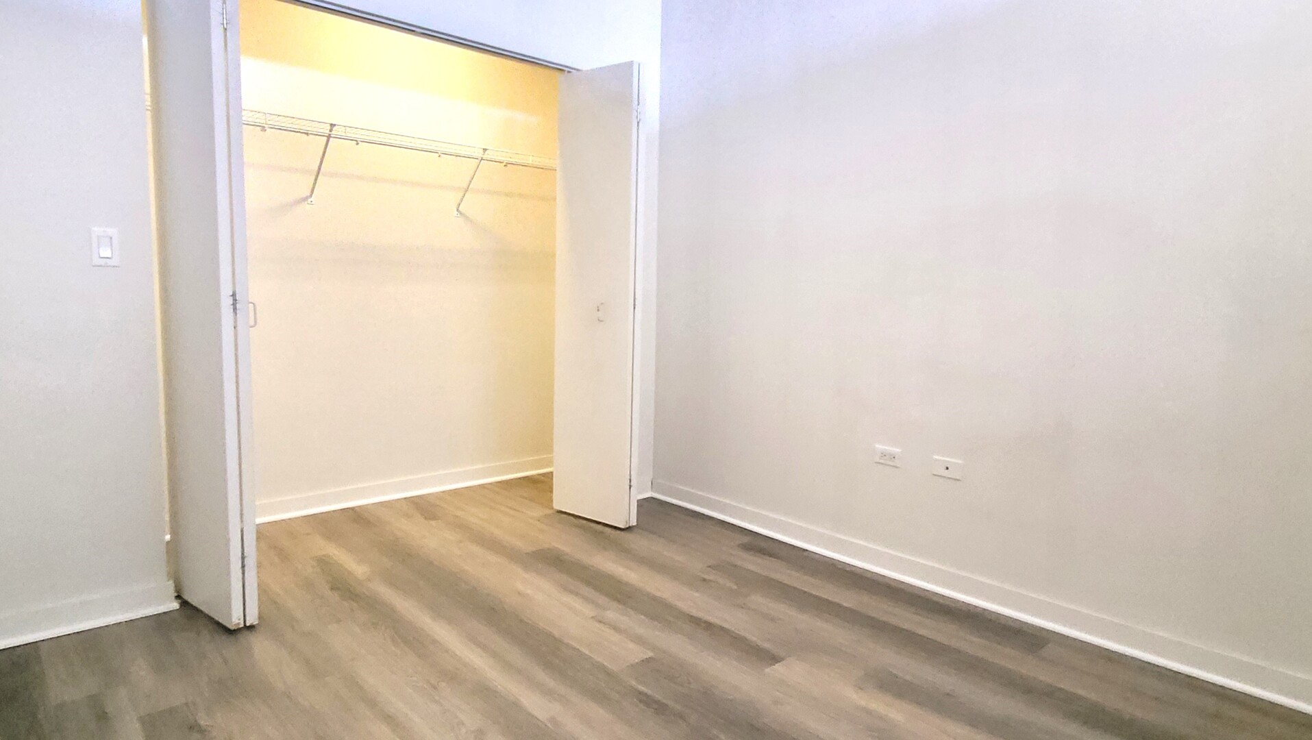 235 W Van Buren Street #2904, Chicago, IL 60607
