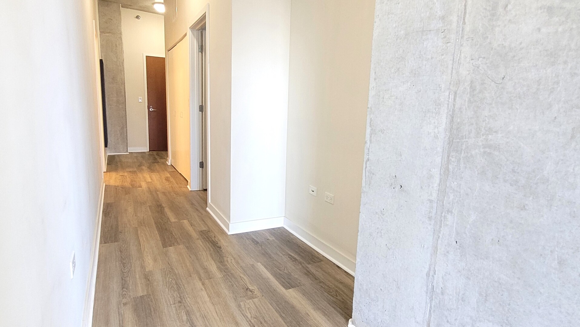 235 W Van Buren Street #2904, Chicago, IL 60607