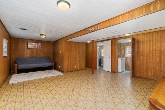 1035 Walter Street, Lemont, IL 60439