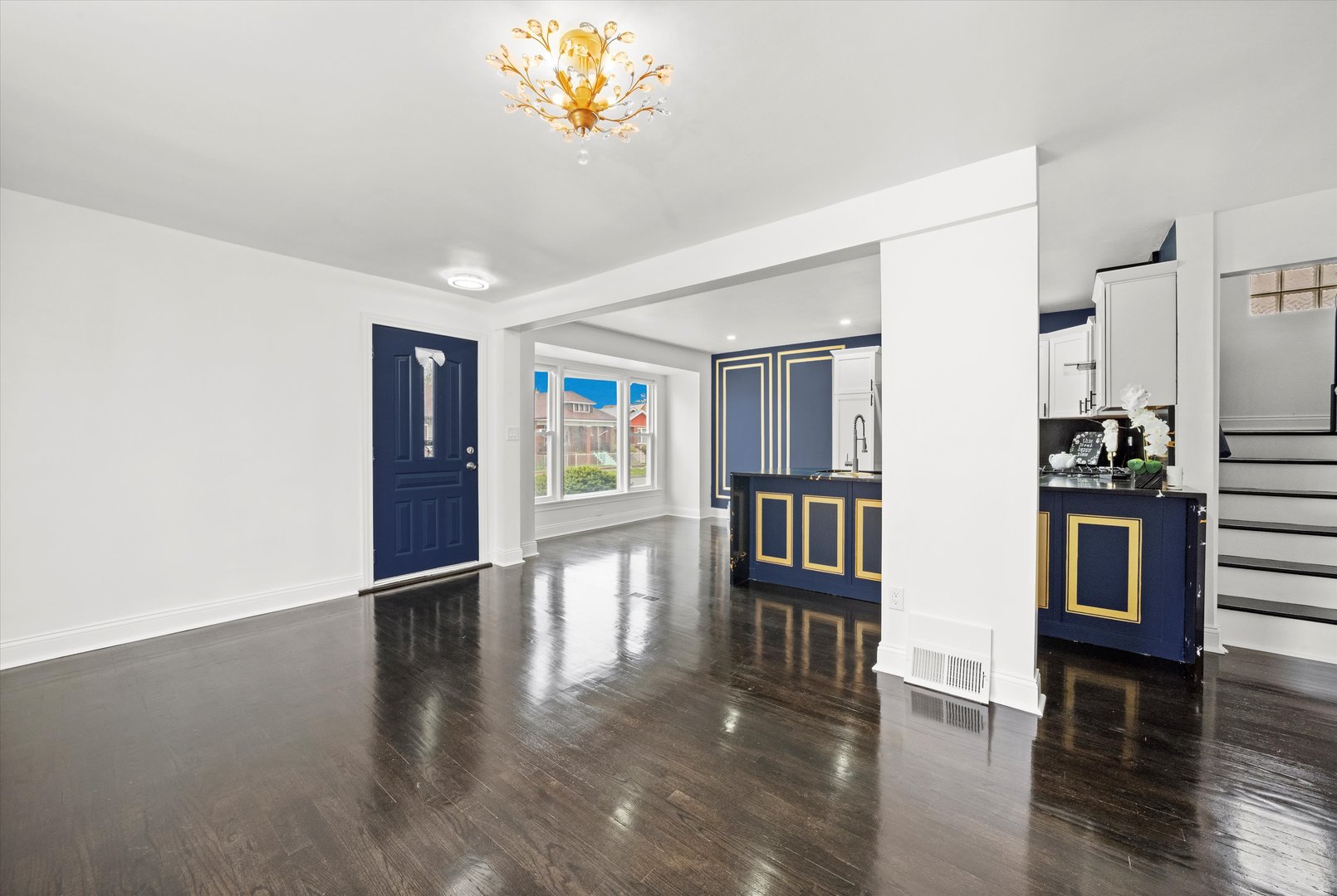 8637 S Honore Street, Chicago, IL 60620