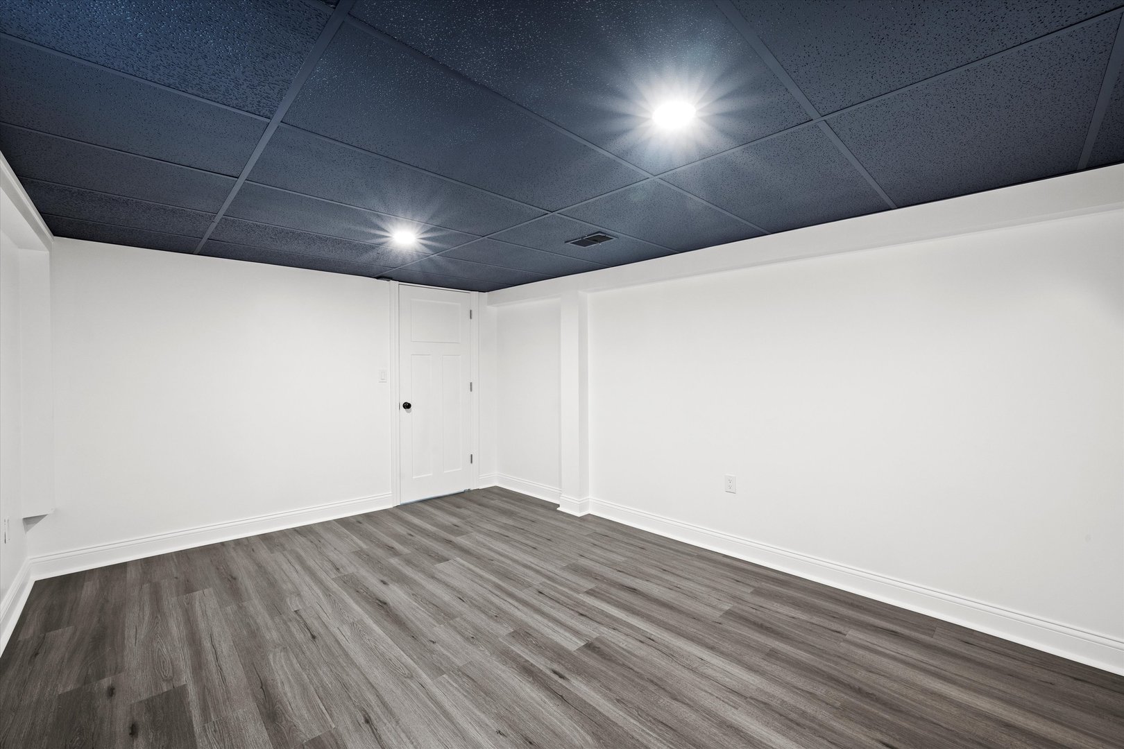 8637 S Honore Street, Chicago, IL 60620