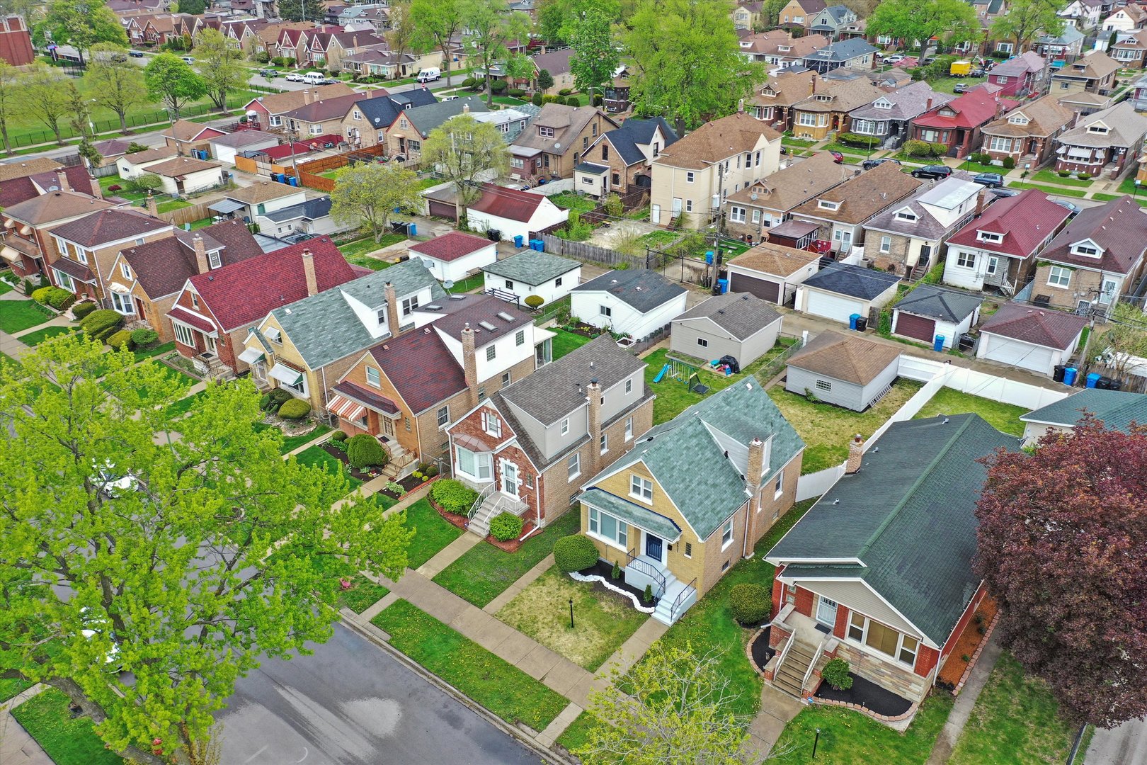 8637 S Honore Street, Chicago, IL 60620