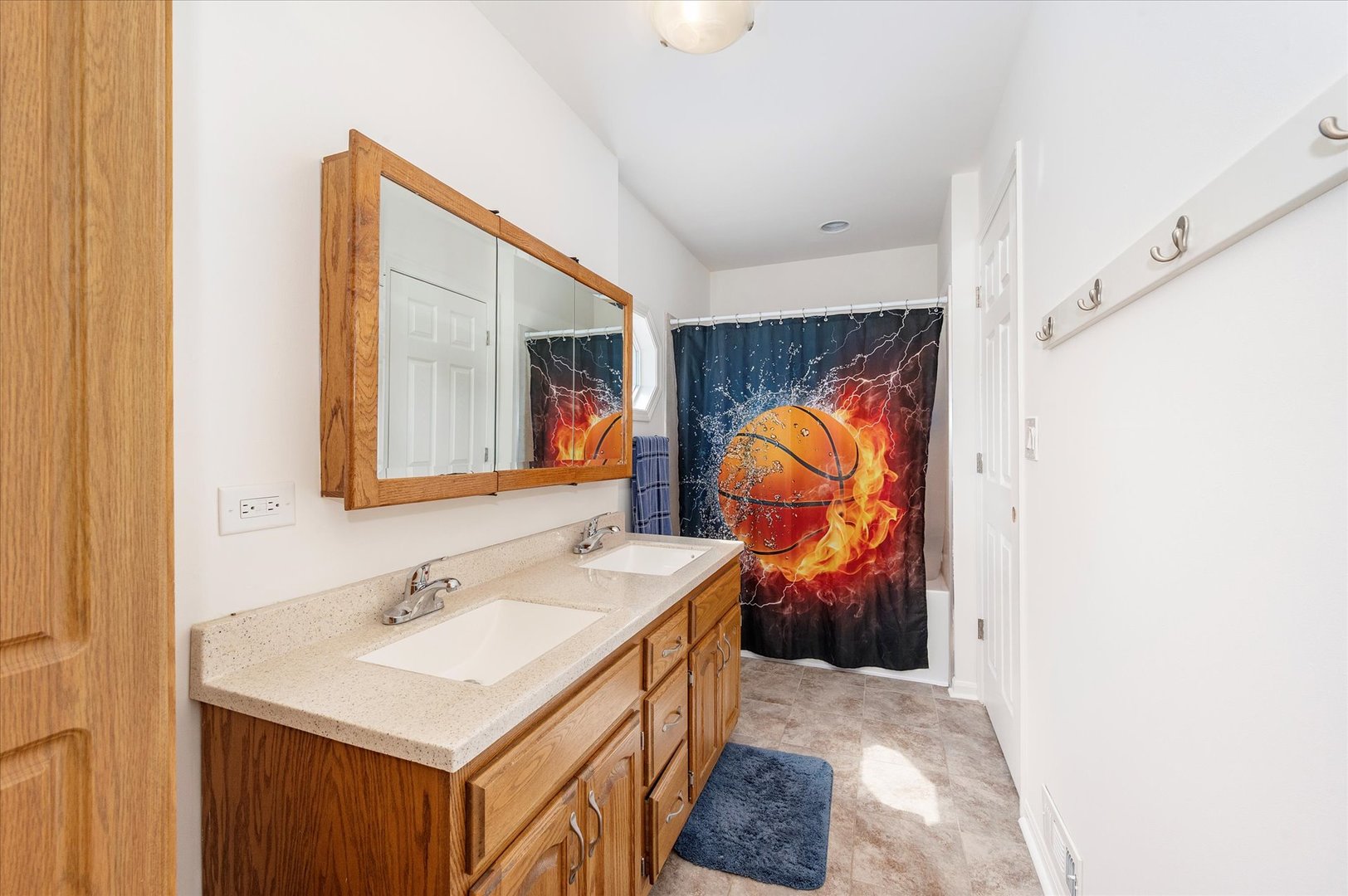 15W061 Harrison Street, Elmhurst, IL 60126