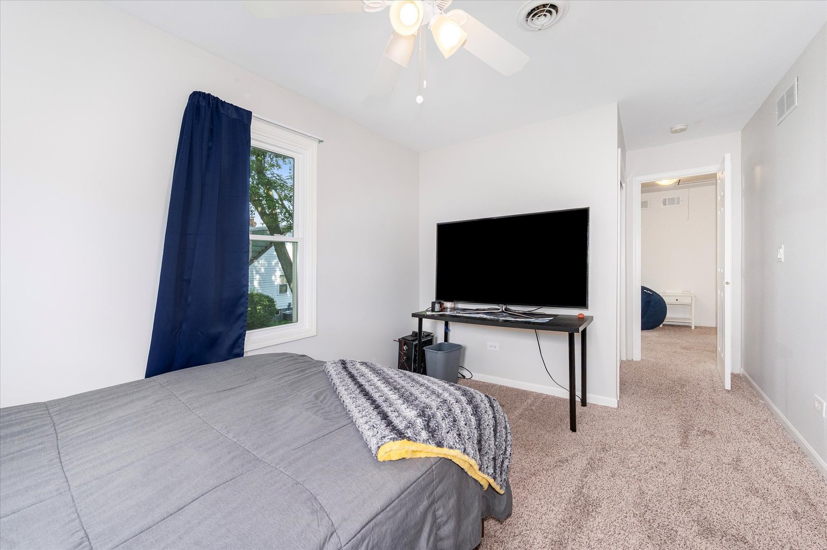 15W061 Harrison Street, Elmhurst, IL 60126