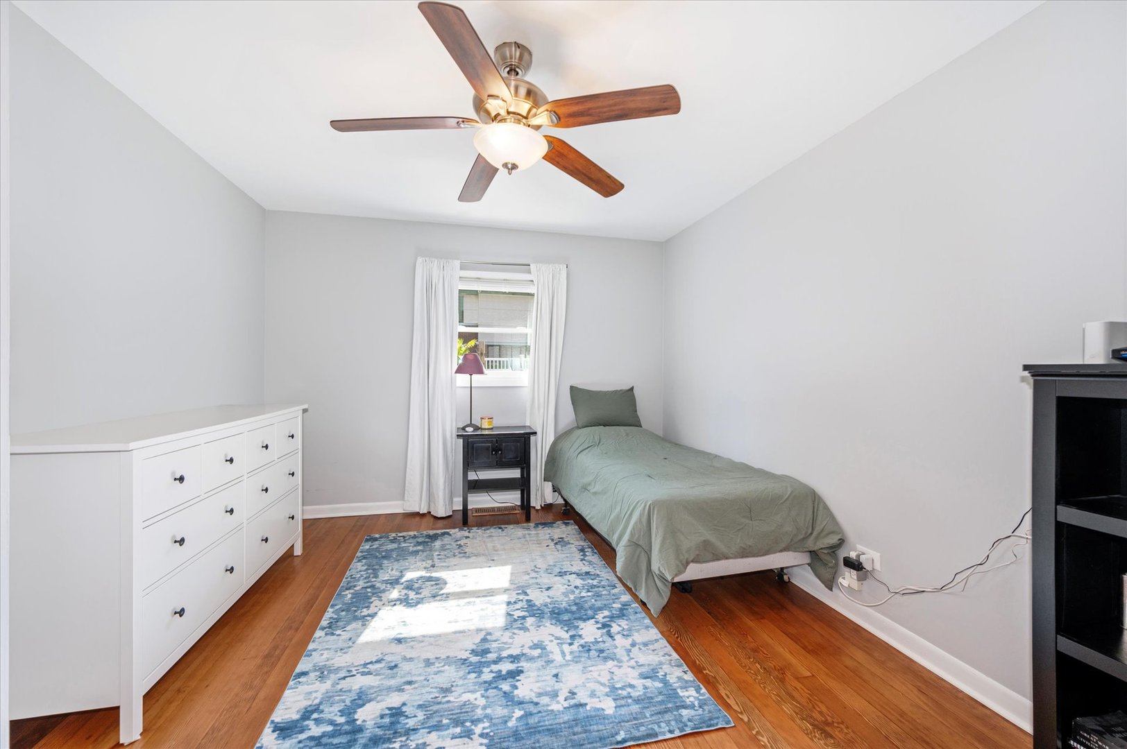 15W061 Harrison Street, Elmhurst, IL 60126