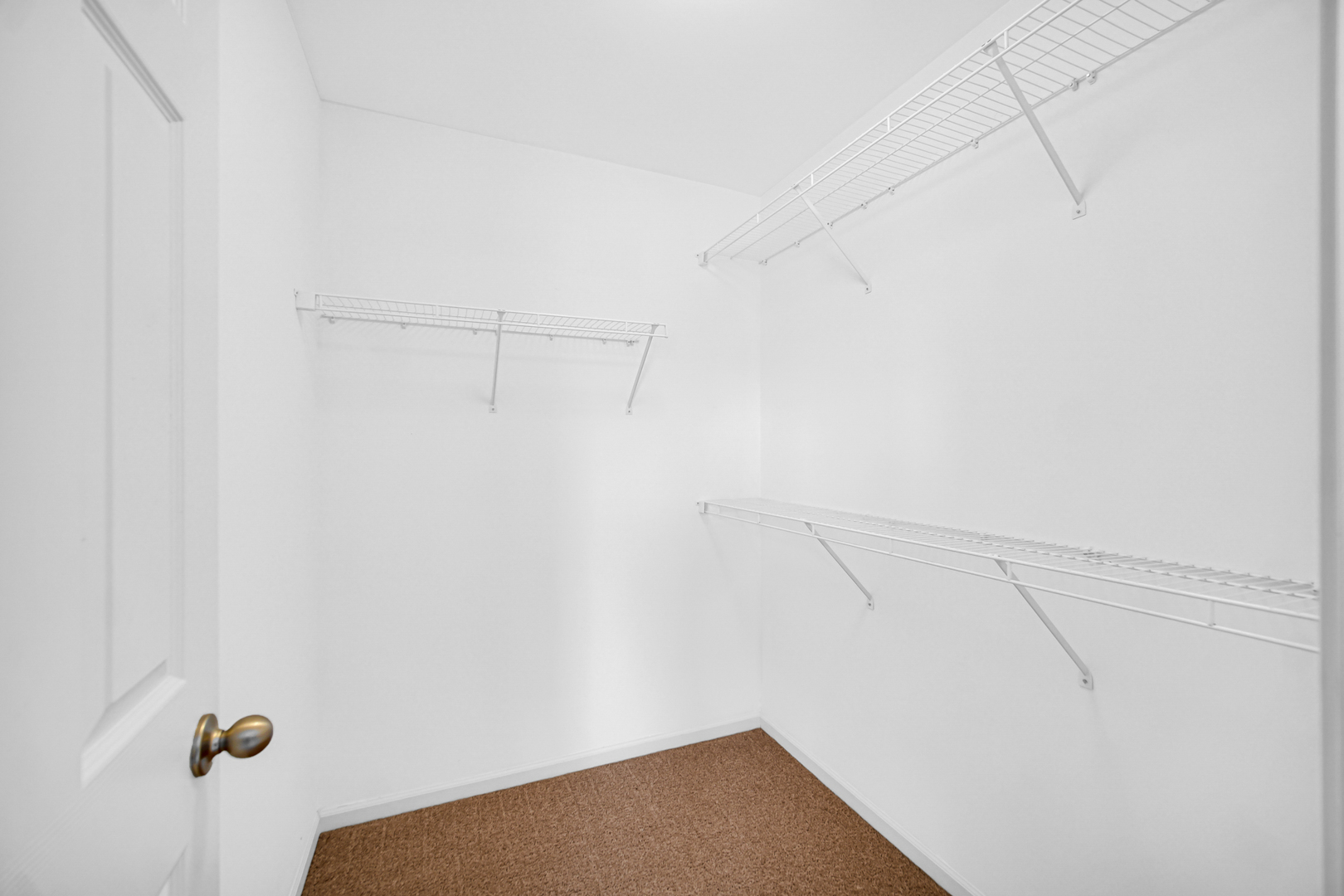 1325 Newport Circle, Pingree Grove, IL 60140