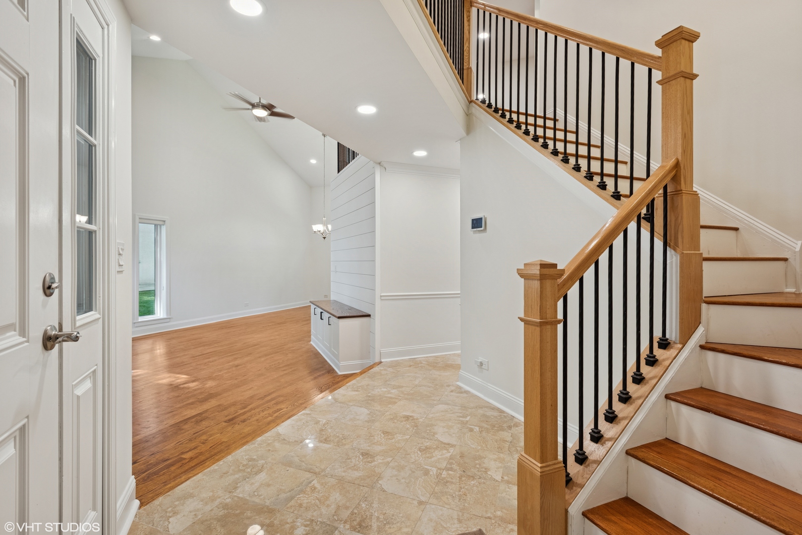 100 N Summit Drive, Schaumburg, IL 60194