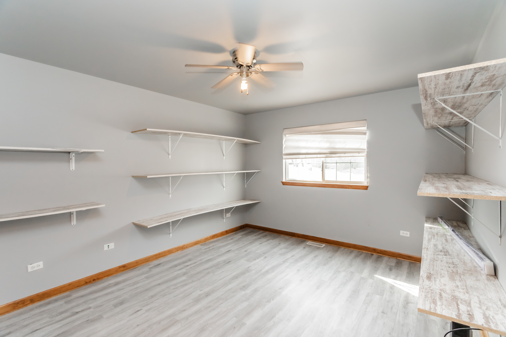 18034 Donatus Drive, Lansing, IL 60438