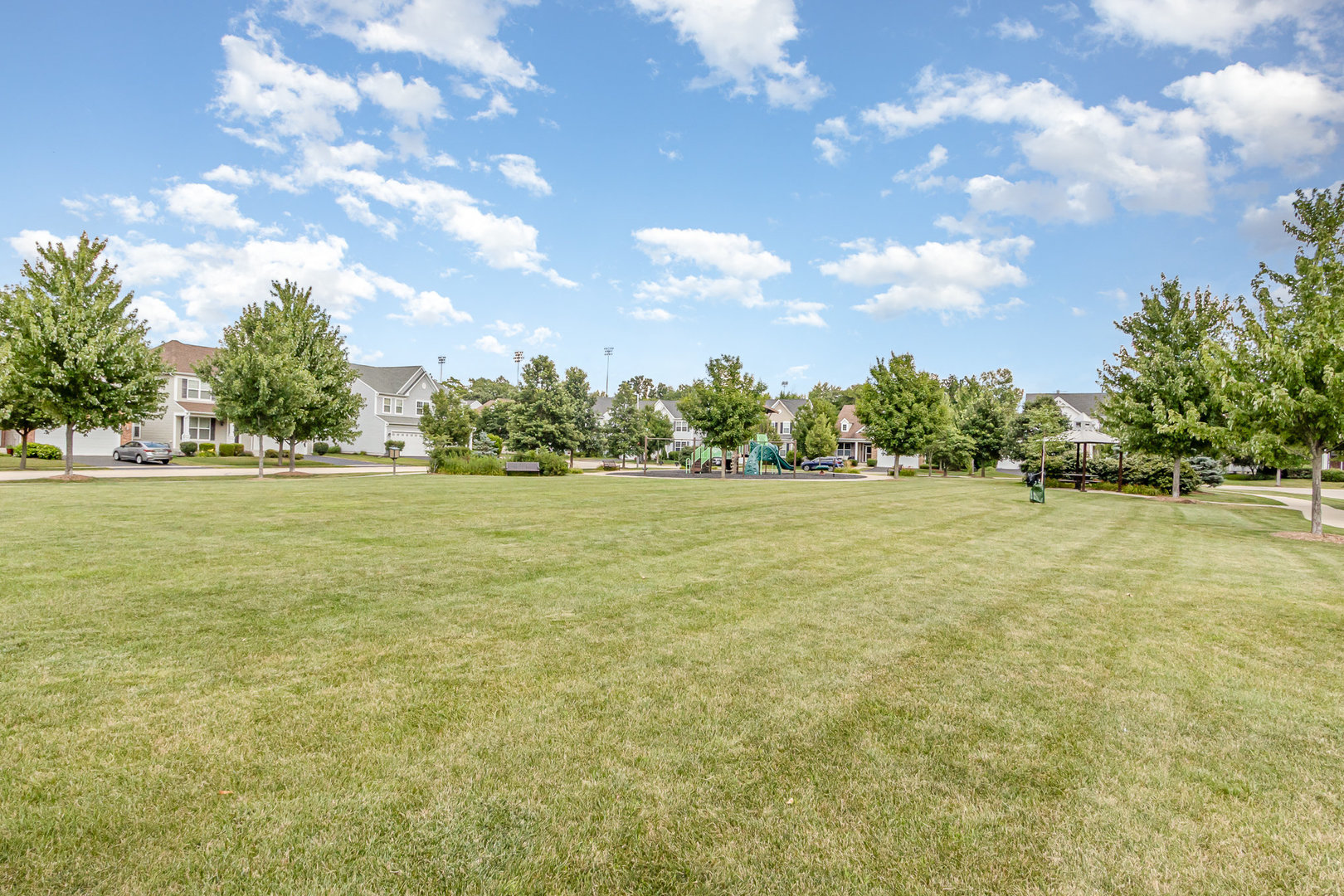 2612 Retreat Circle, Lisle, IL 60532