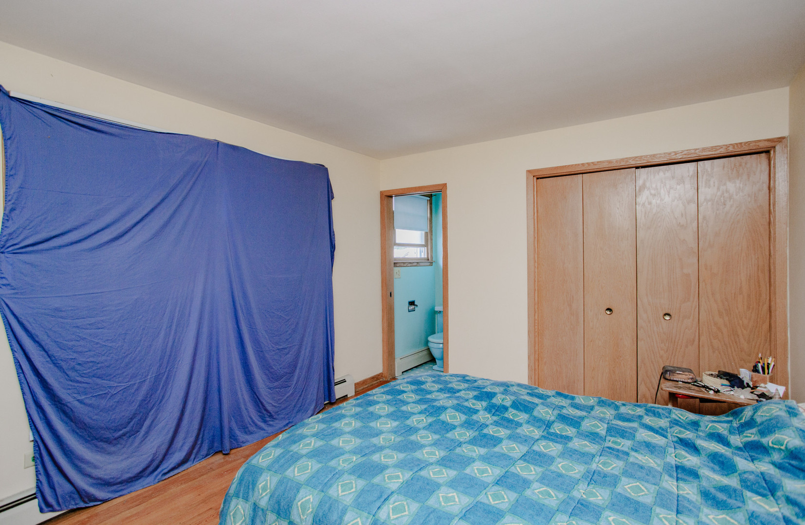 5834 W Foster Avenue, Chicago, IL 60630