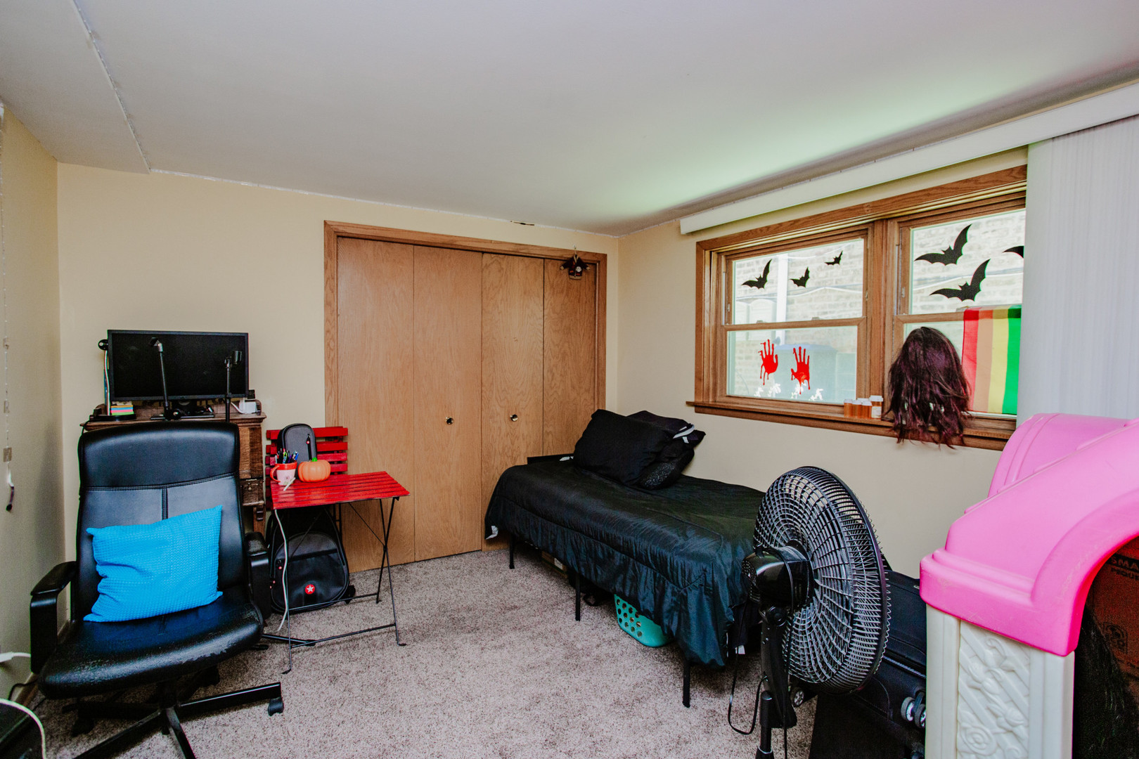 5834 W Foster Avenue, Chicago, IL 60630
