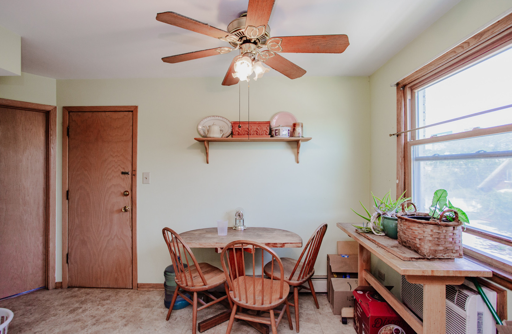 5834 W Foster Avenue, Chicago, IL 60630