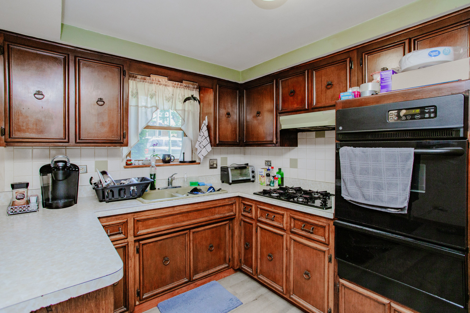 5834 W Foster Avenue, Chicago, IL 60630