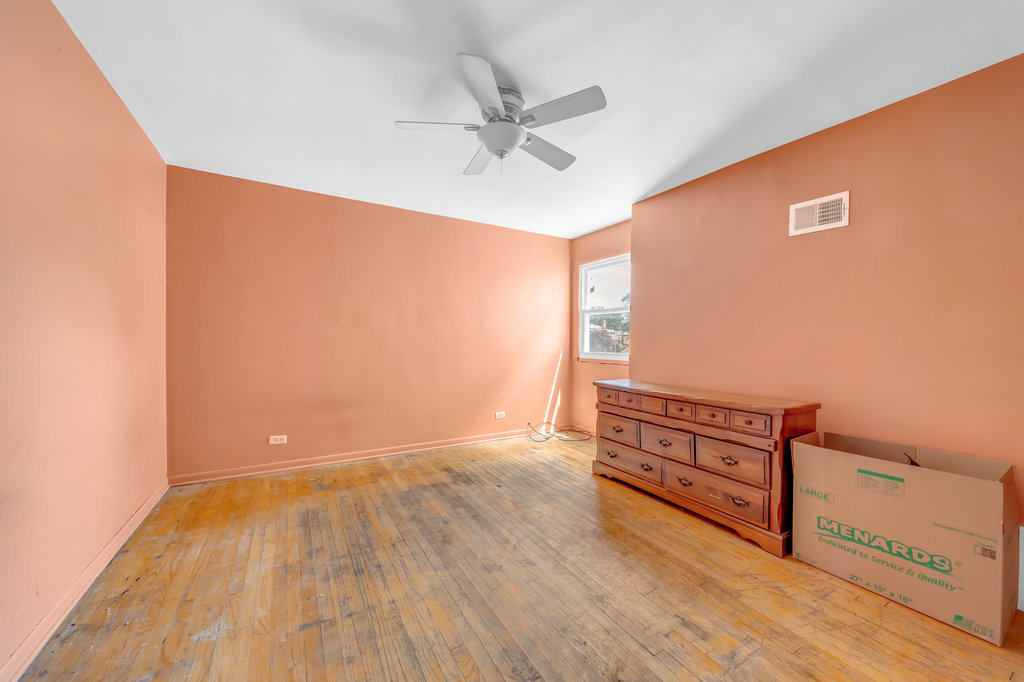 9207 S Kedzie Avenue #3, Evergreen Park, IL 60805
