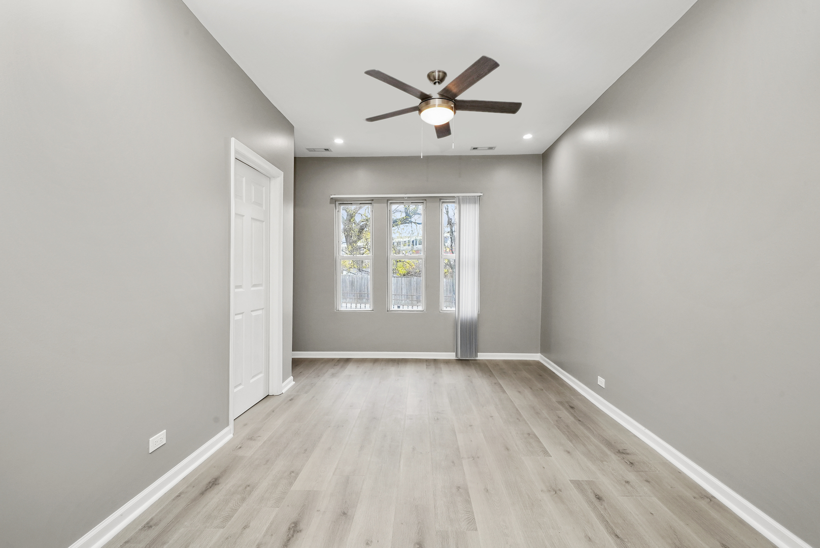 3328 S Damen Avenue, Chicago, IL 60608