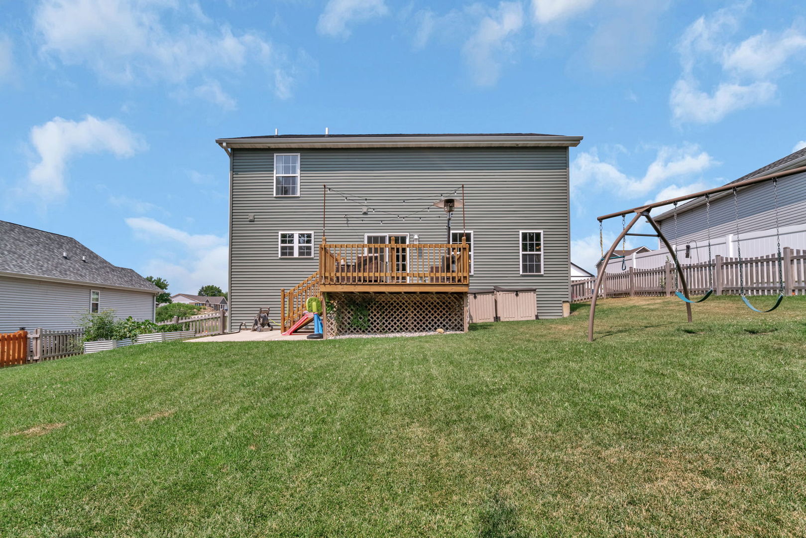 2277 Parklake Drive, Morris, IL 60450