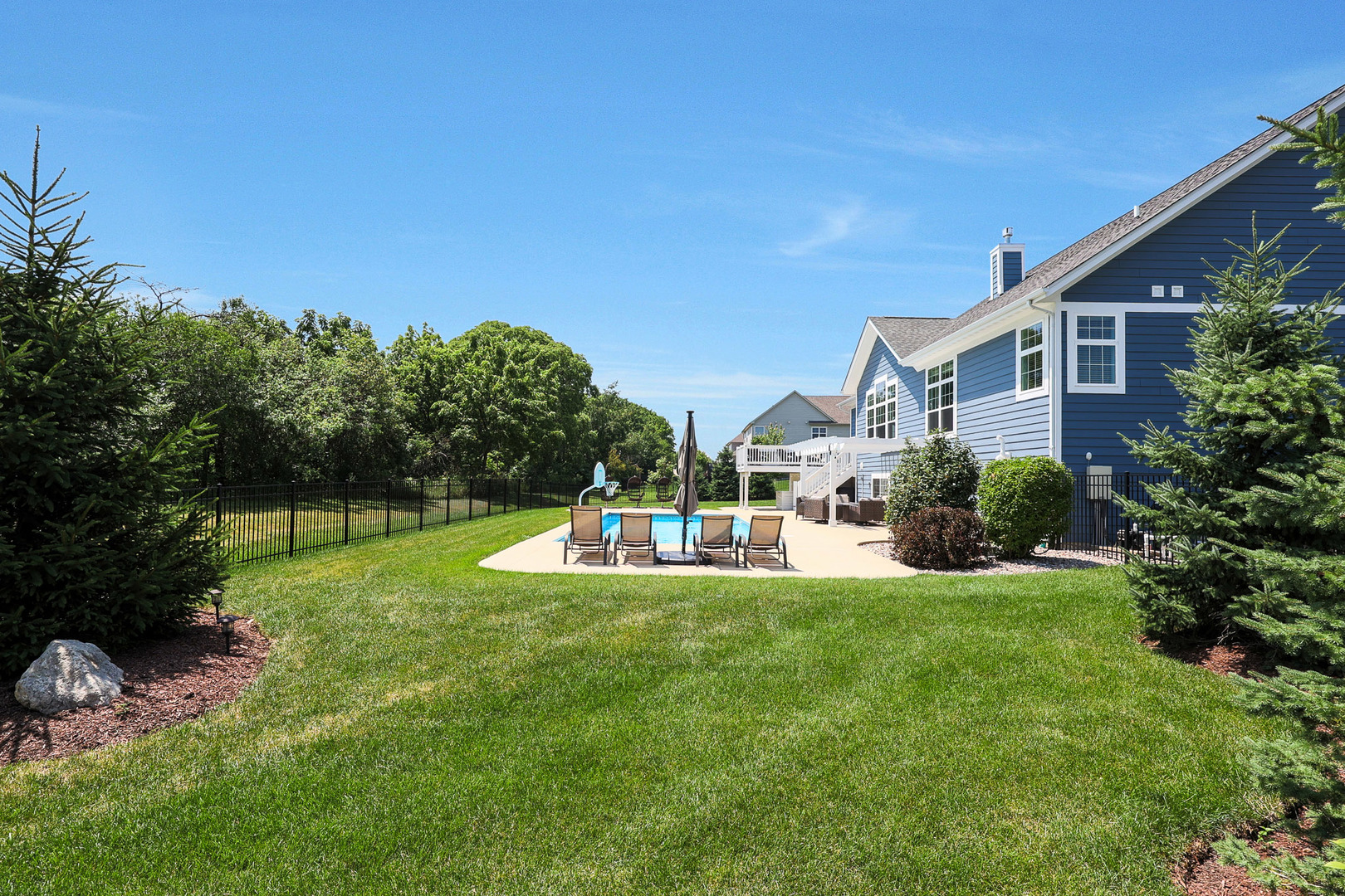 875 Reserve Drive, St. Charles, IL 60175