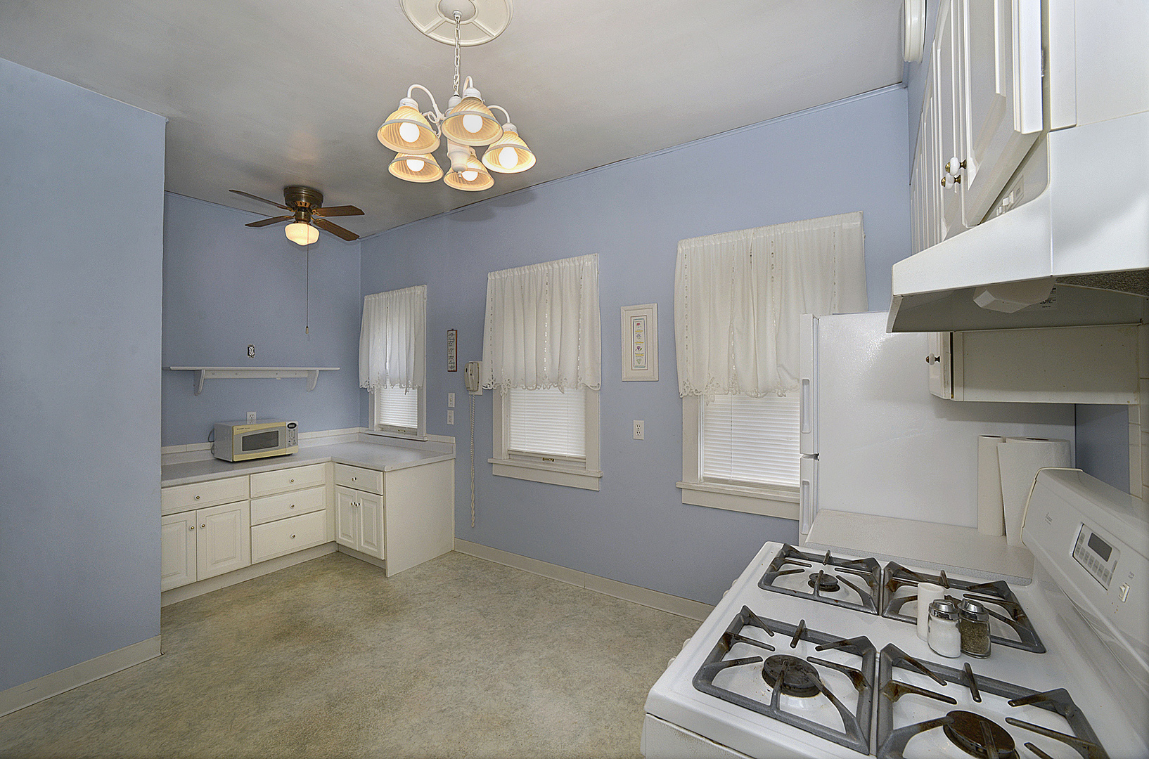 1339 W Jackson Street, Ottawa, IL 61350