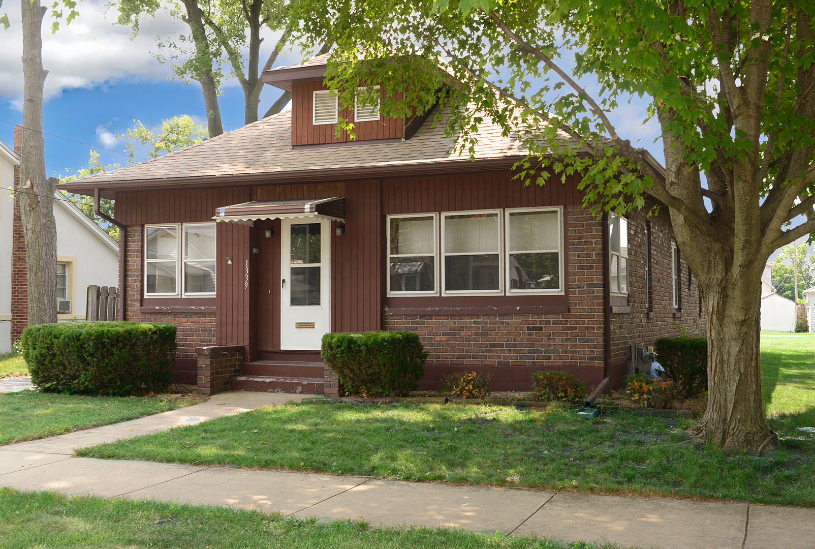 1339 W Jackson Street, Ottawa, IL 61350