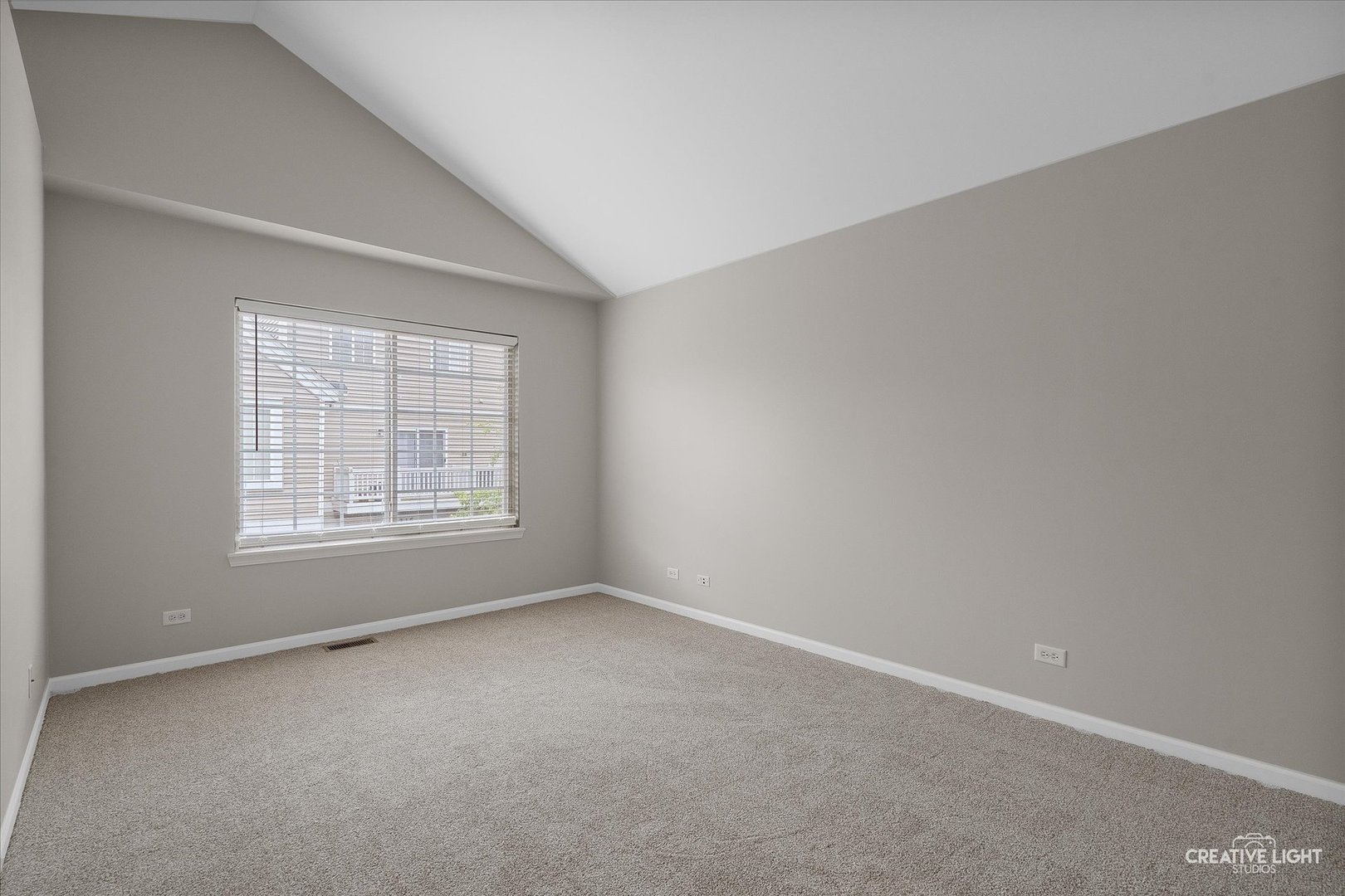 2321 Twilight Drive, Aurora, IL 60503