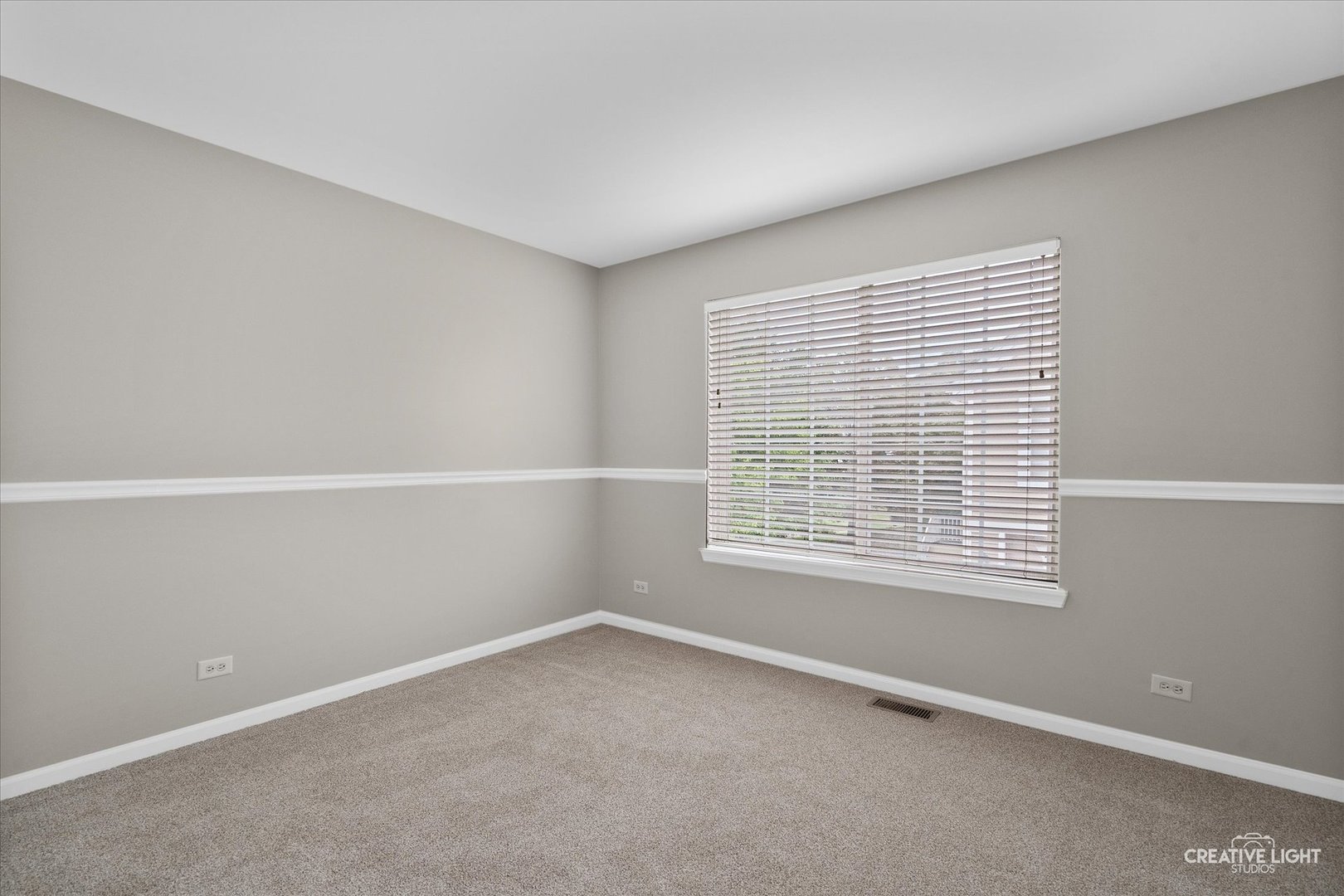 2321 Twilight Drive, Aurora, IL 60503