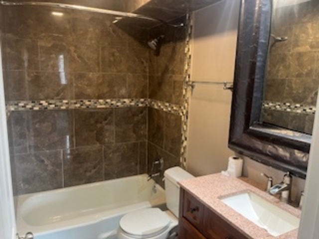 1375 Rebecca Drive #315, Hoffman Estates, IL 60169