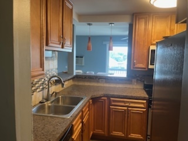 1375 Rebecca Drive #315, Hoffman Estates, IL 60169