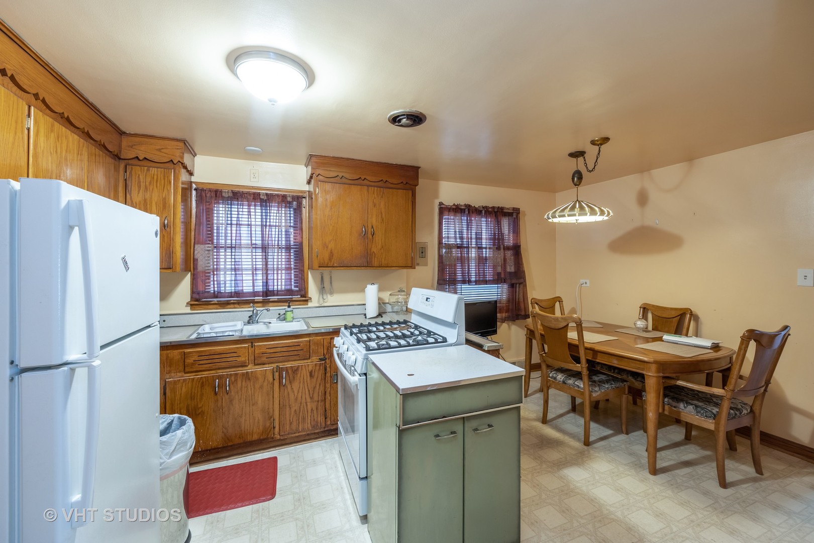 2452 W Marquette Road, Chicago, IL 60629