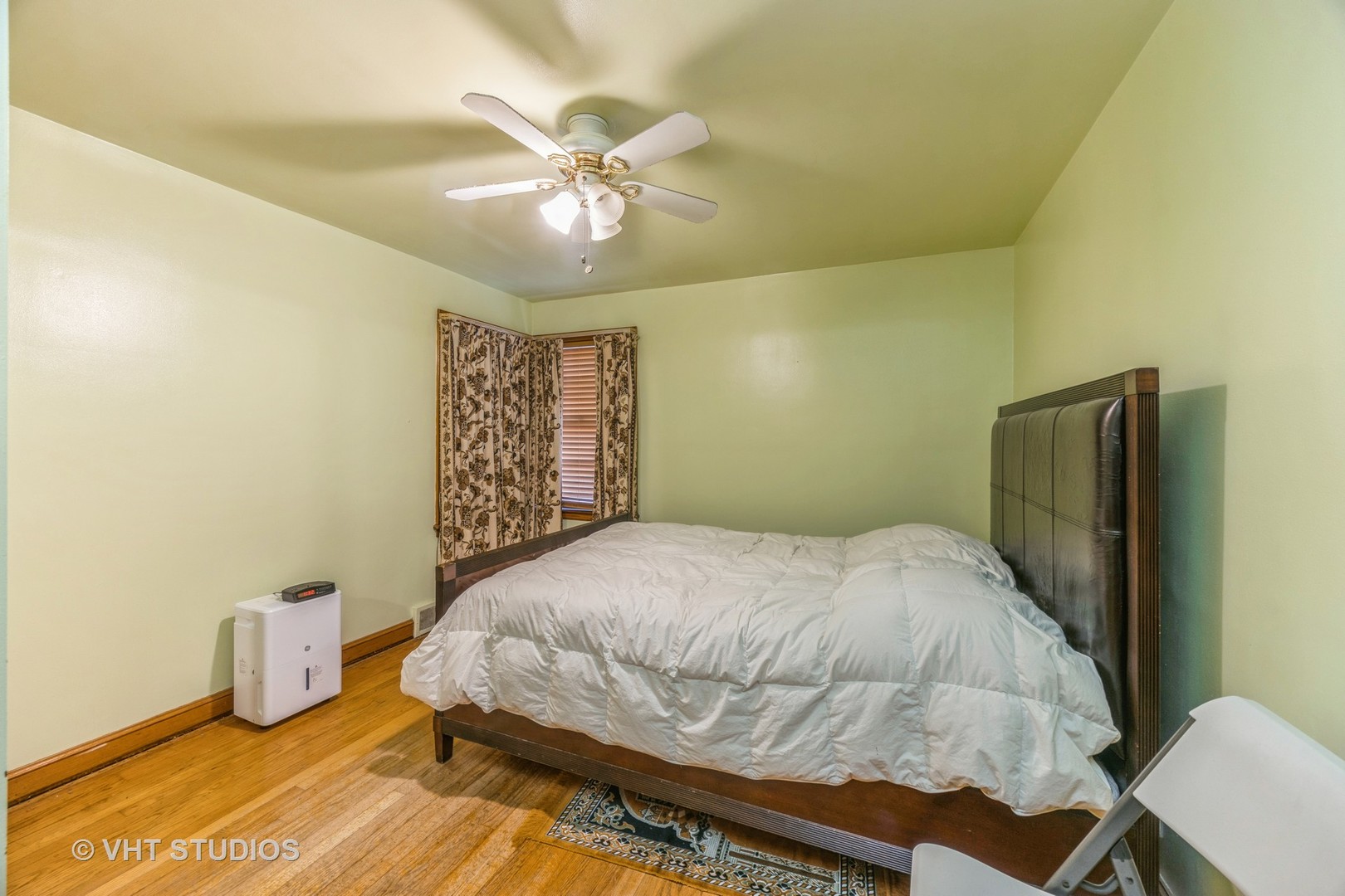 2452 W Marquette Road, Chicago, IL 60629