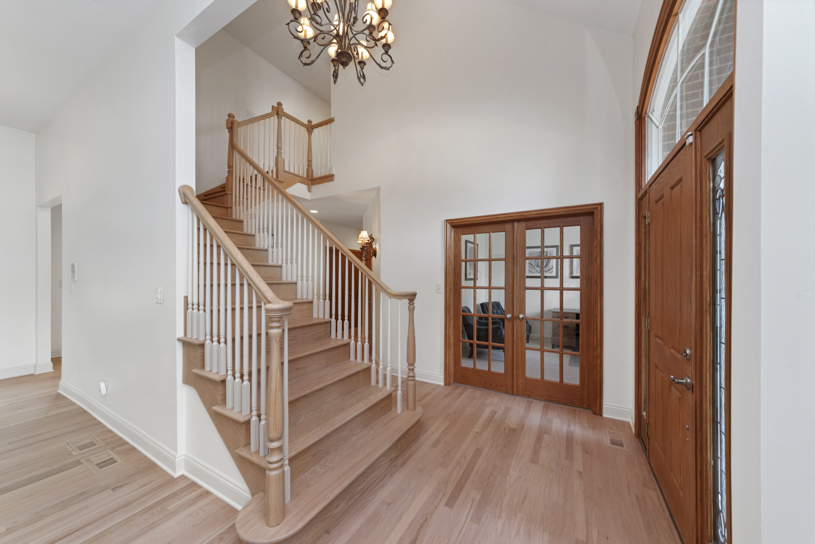 17304 Buck Drive, Orland Park, IL 60467