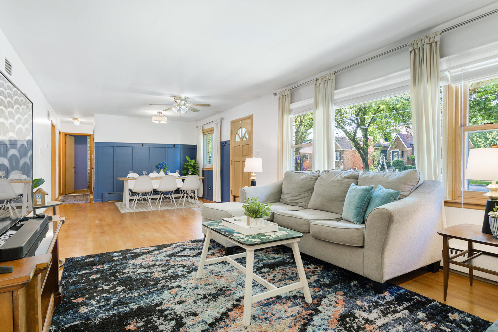 8625 Washington Avenue, Brookfield, IL 60513