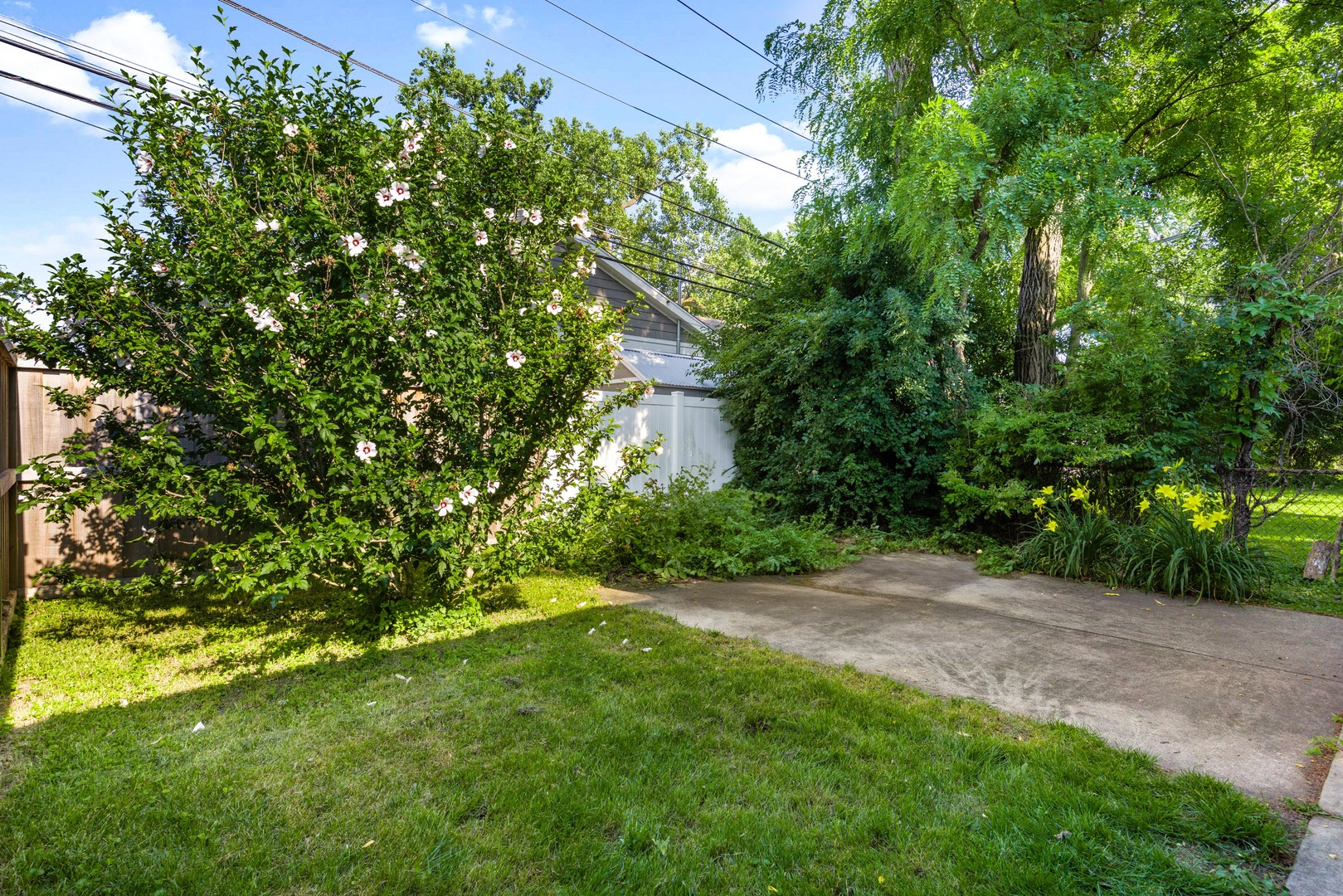 8625 Washington Avenue, Brookfield, IL 60513