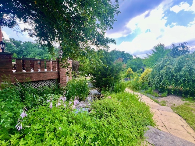 11 Moate Lane, Barrington Hills, IL 60010