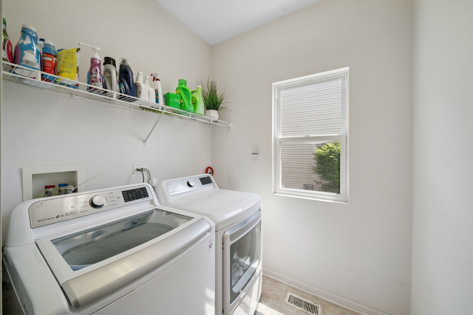 681 Tuscany Drive, Algonquin, IL 60102