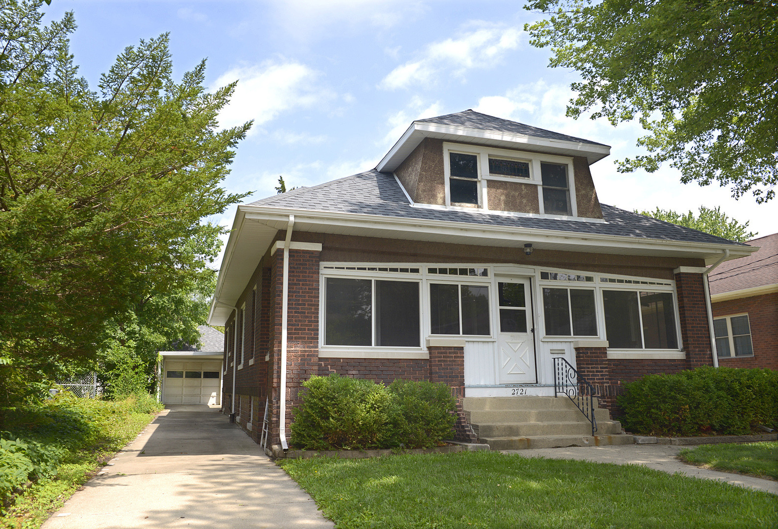 2721 6th Street, Peru, IL 61354