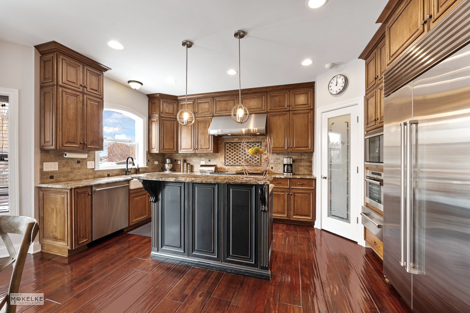 12908 Timber Wood Circle, Plainfield, IL 60585