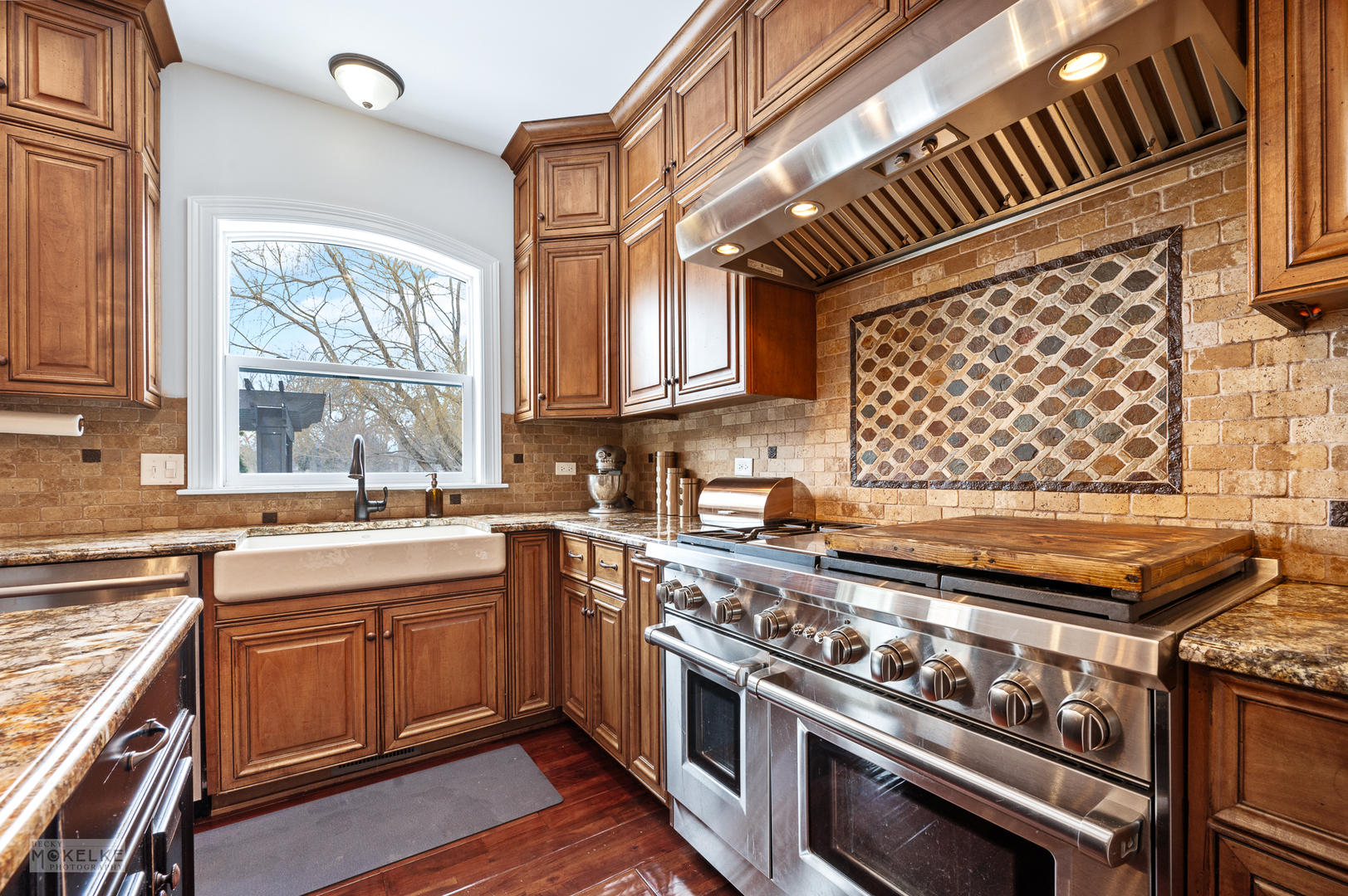 12908 Timber Wood Circle, Plainfield, IL 60585