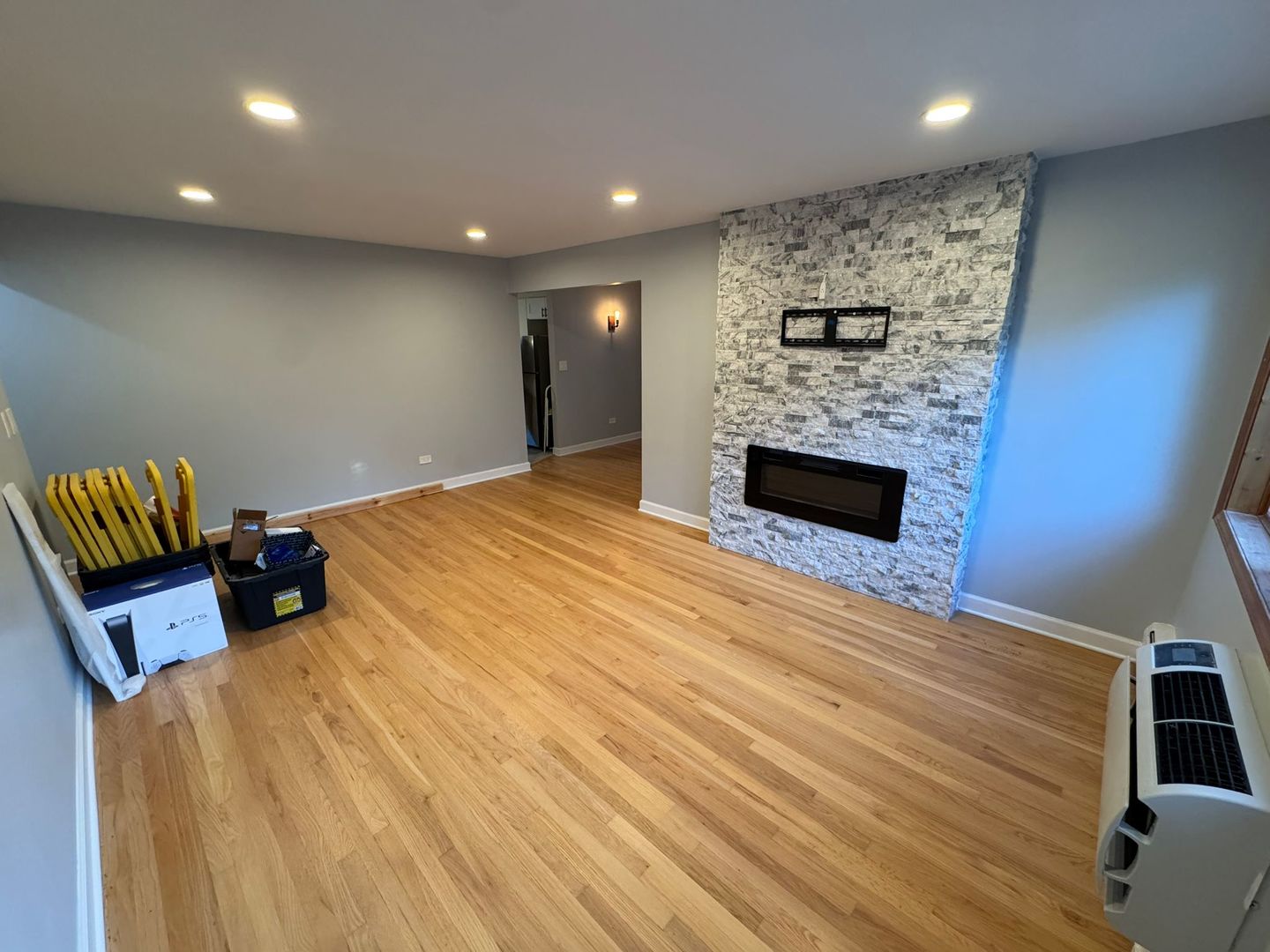 1647 W Rascher Avenue #3W, Chicago, IL 60640