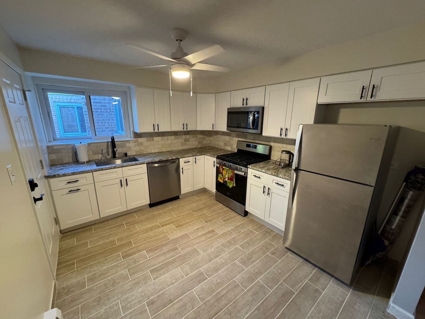 1647 W Rascher Avenue #3W, Chicago, IL 60640