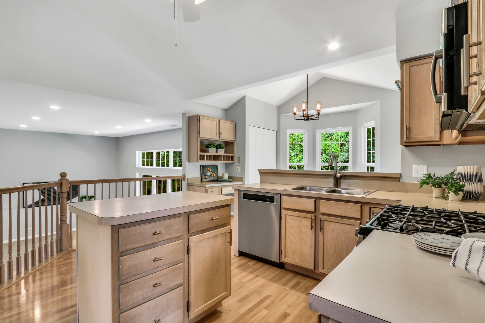 716 Darnell Lane, Gurnee, IL 60031