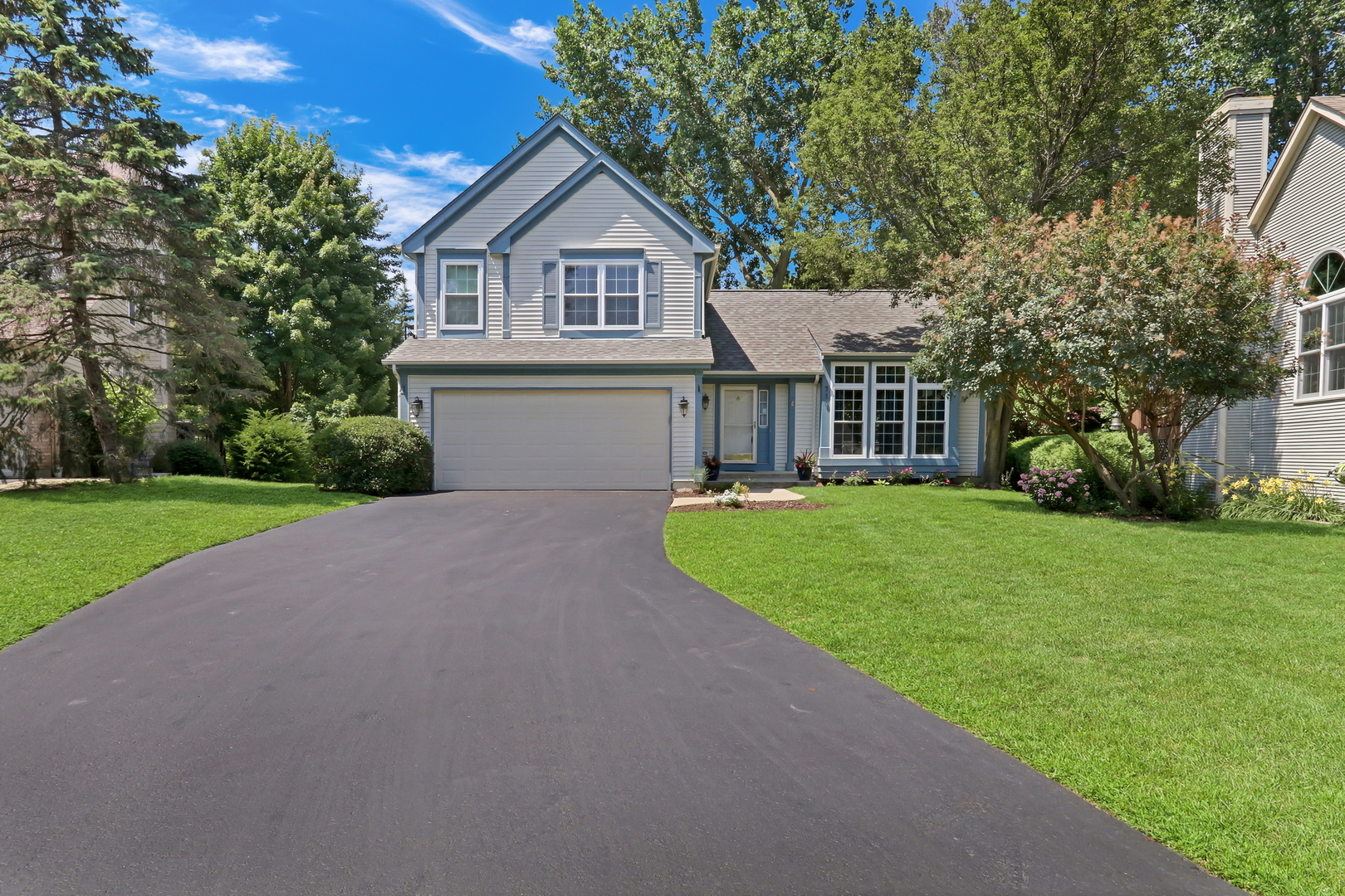 716 Darnell Lane, Gurnee, IL 60031