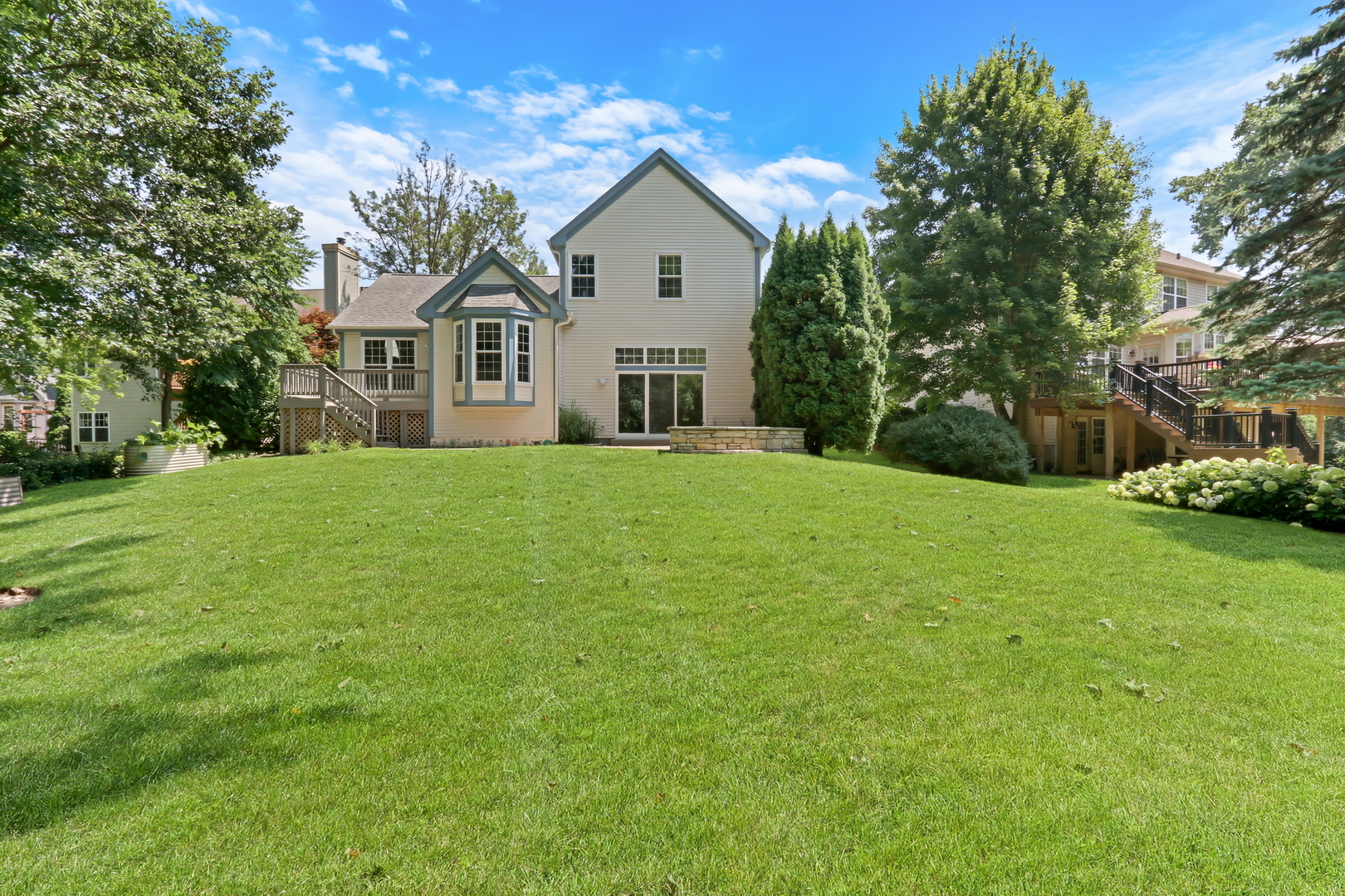 716 Darnell Lane, Gurnee, IL 60031